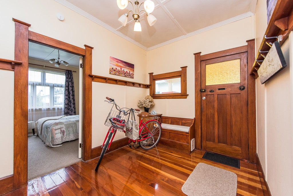 7 Central Avenue, Gonville, Whanganui - Carousel 2