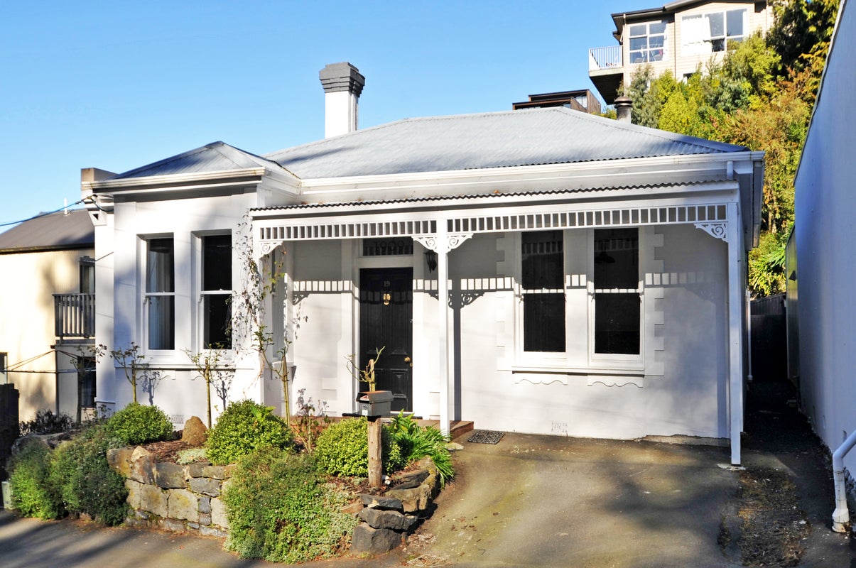 19 Serpentine Avenue, Dunedin Central, Dunedin - Carousel 1
