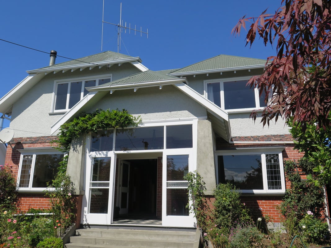 8 Irvine Street, Highfield, Timaru - Carousel 1