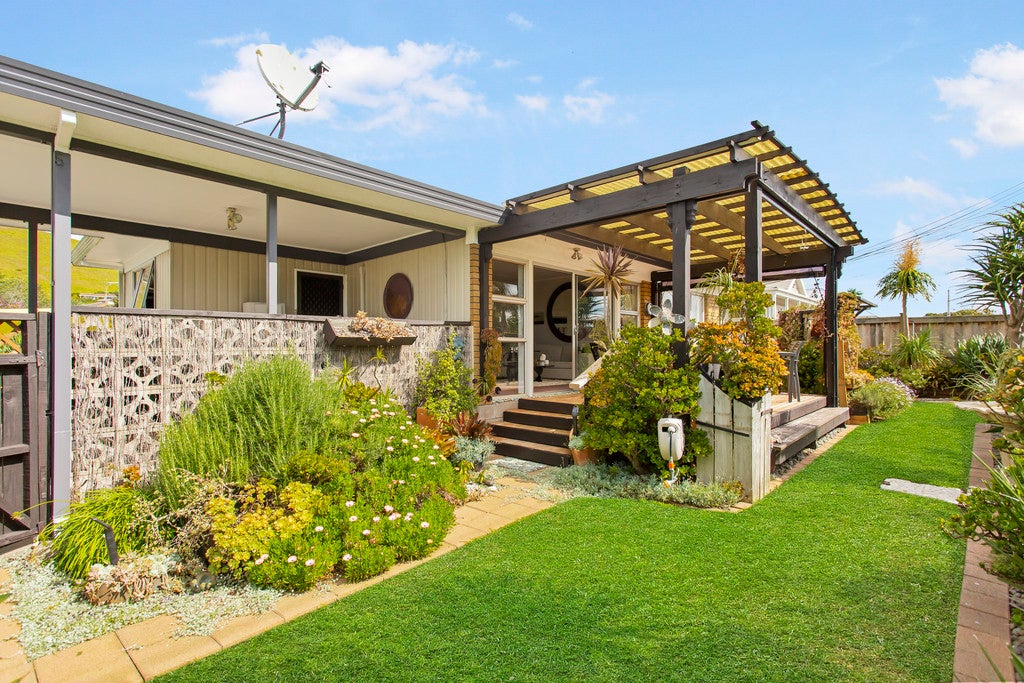 1/43 Mcintyre Road, Mangere Bridge, Auckland - Carousel 1