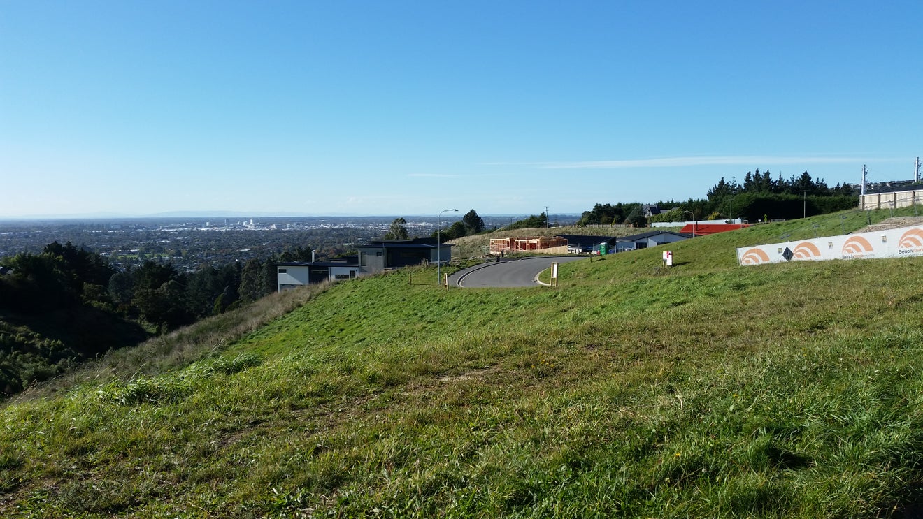 4 Caldberg Close, Westmorland, Christchurch - Carousel 9