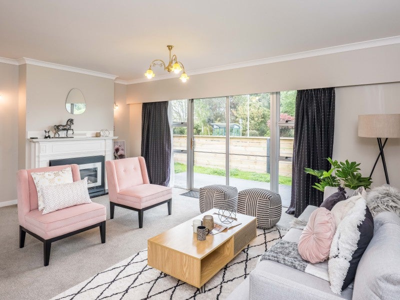 60 Sylvan Avenue, Waikanae - Carousel 2