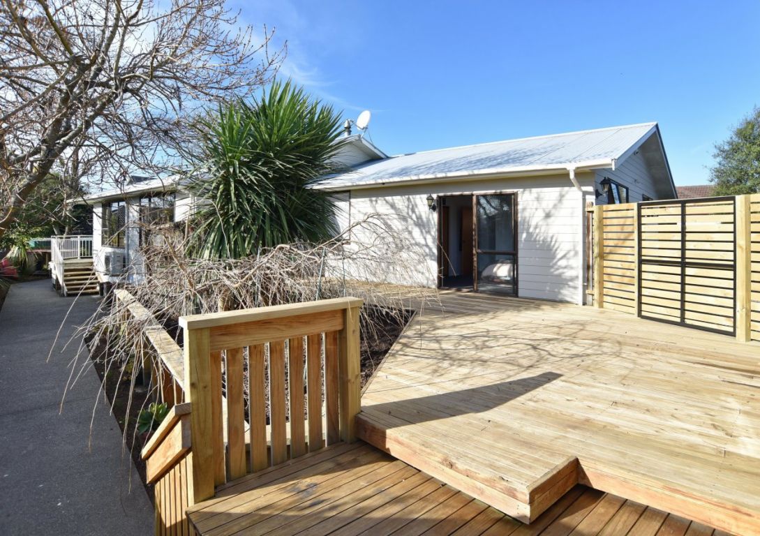 310 Lake Terrace Road, Shirley, Christchurch - Carousel 1