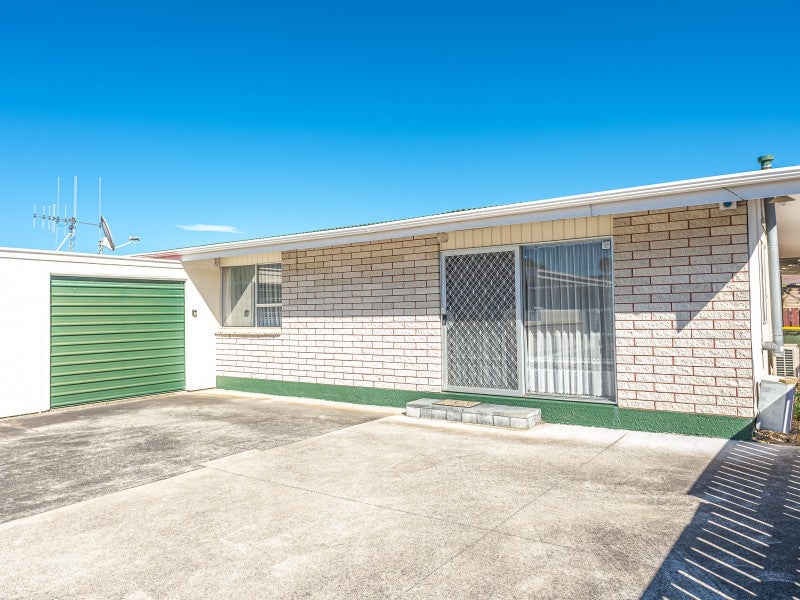 17A Treadwell Street, Springvale, Whanganui - Carousel 1