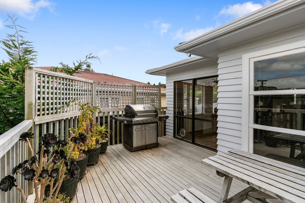 43 Ruthven Road, Wainuiomata, Lower Hutt - Carousel 19