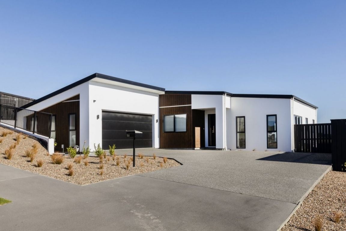 166 Penruddock Rise, Westmorland, Christchurch - Carousel 1