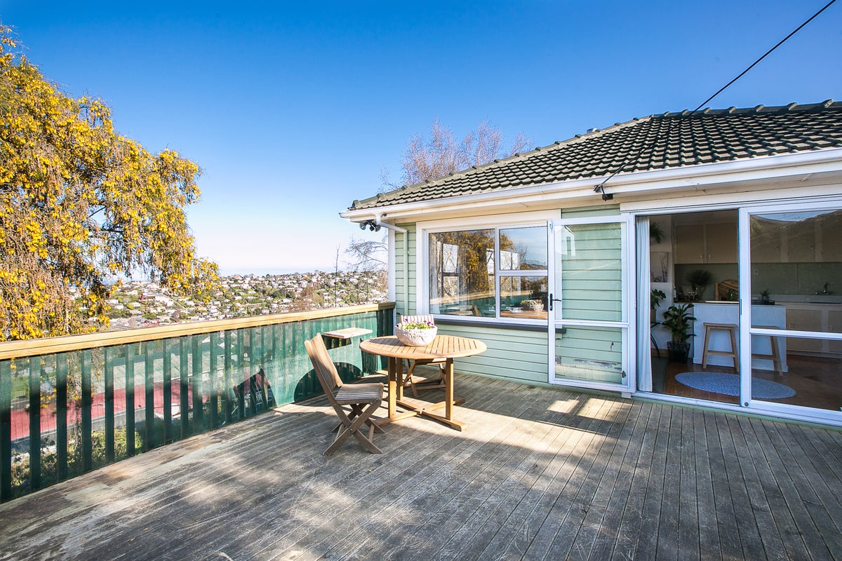24 Gilmore Street, Wakari, Dunedin - Carousel 1