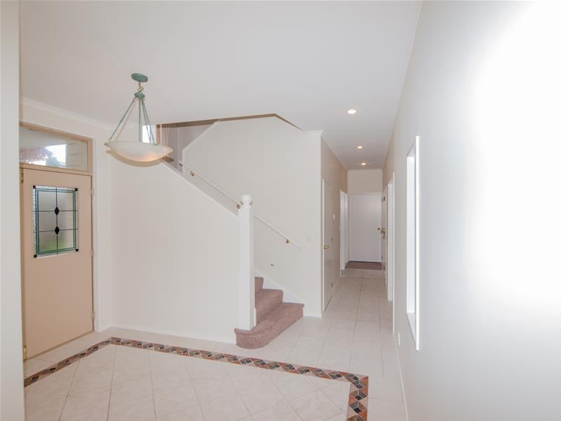 9 Hetsby Place, Churton Park, Wellington - Carousel 2