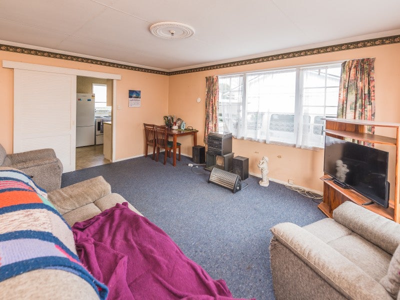 35B Gonville Avenue, Gonville, Whanganui - Carousel 2
