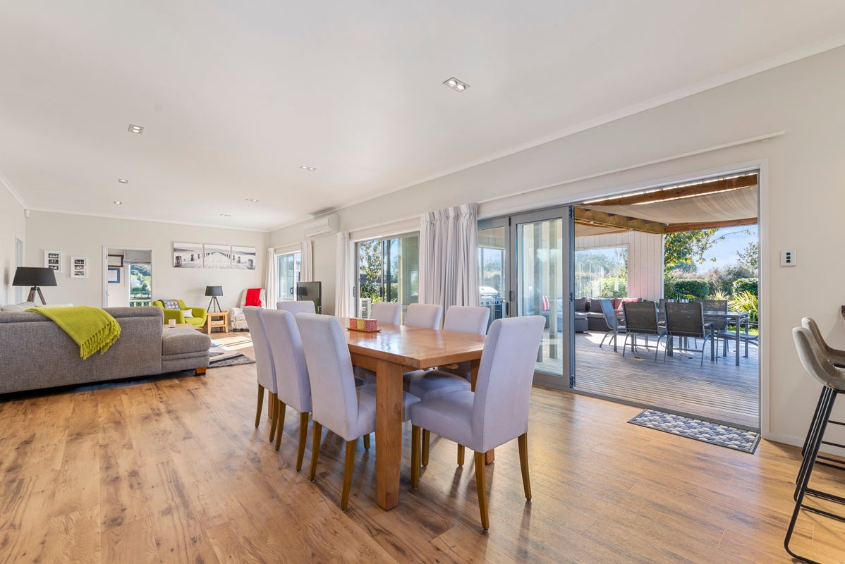 19 Kingsley Drive, Ngongotaha, Rotorua - Carousel 1