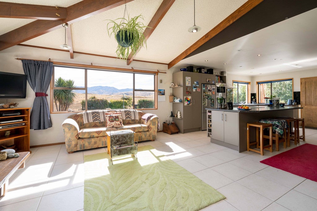 7165 Wedderburn-Becks Road, Wedderburn, Ranfurly - Carousel 1