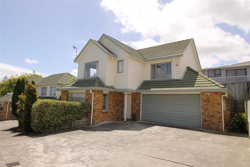 2/25 Union Road, Howick, Auckland - Carousel 1