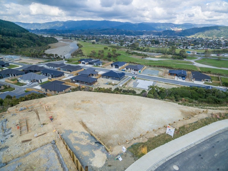 7 Lila Gillies Lane, Riverstone Terraces, Upper Hutt - Carousel 1