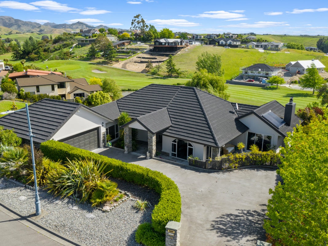20 Pine Hill Rise, Blenheim - Carousel 1