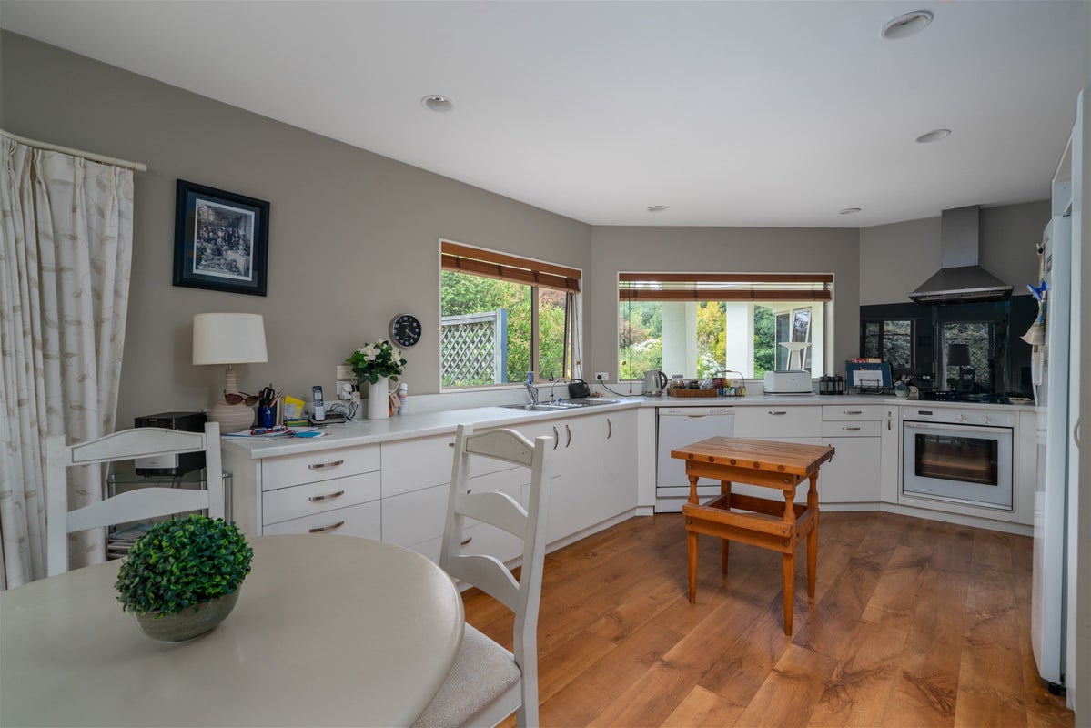 19 Robinson Terrace, Rangatira Park, Taupo - Carousel 2