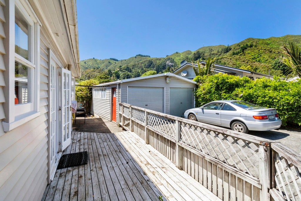 1/11 Newcombe Street, Naenae, Lower Hutt - Carousel 12