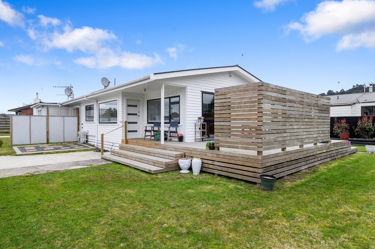 20B Logan Street, Fairy Springs, Rotorua - Carousel 1