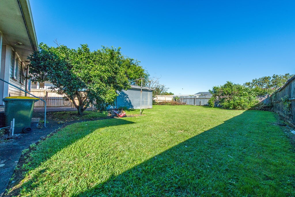 13 Awatere Street, Clover Park, Auckland - Carousel 7