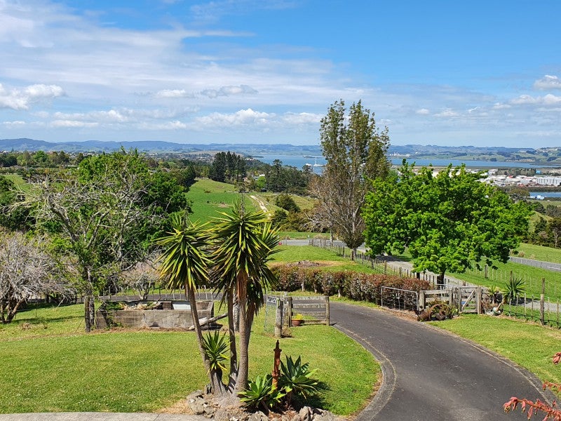 151 Old Parua Bay Road, Whangarei - Carousel 1