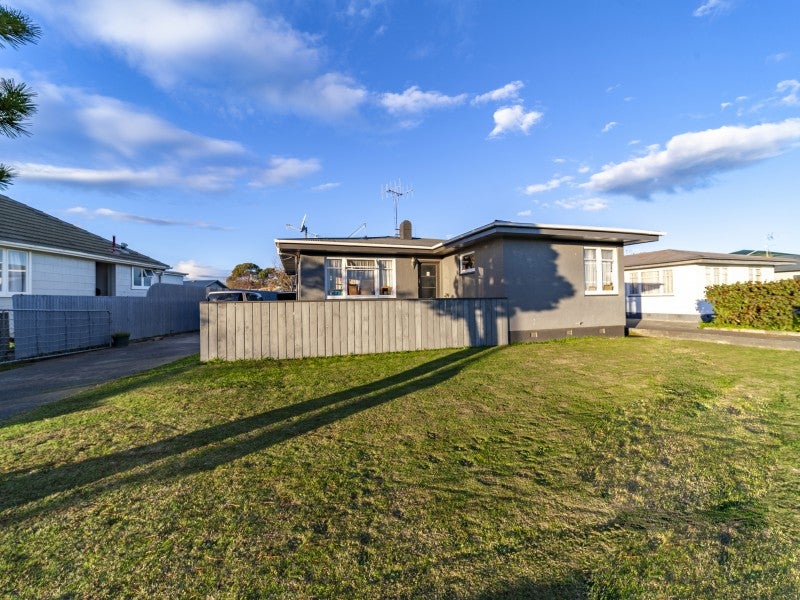 98 Riverbend Road, Maraenui, Napier - Carousel 1
