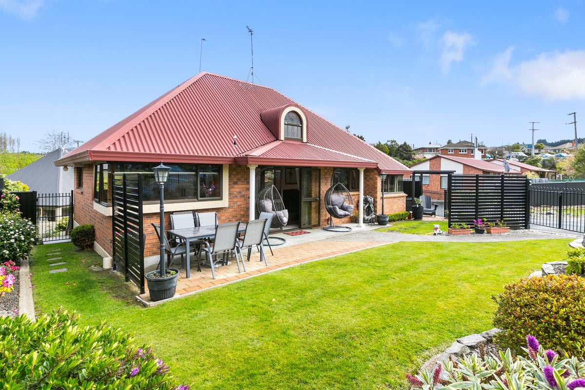 5 Old Brighton Road, Fairfield, Dunedin - Carousel 1