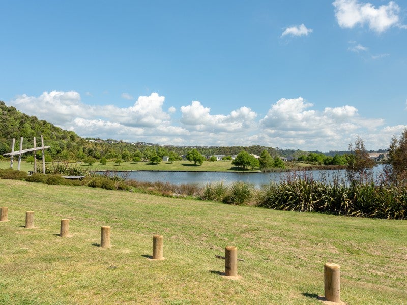 3 Fender Close, Pyes Pa, Tauranga - Carousel 20