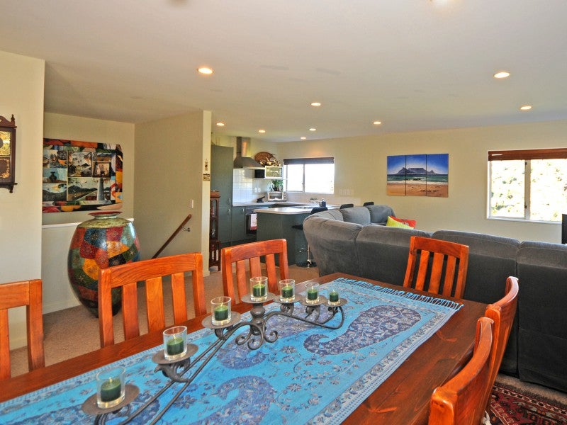 37 Chartwell Drive, Crofton Downs, Wellington - Carousel 2