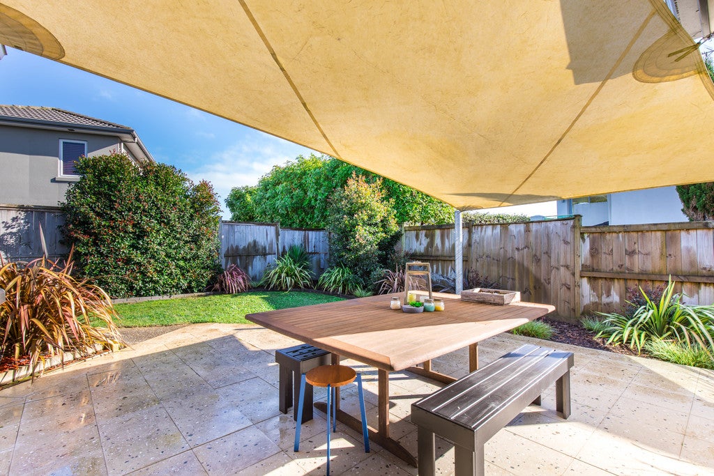 34 Intrepid Crescent, Beachlands, Auckland - Carousel 2