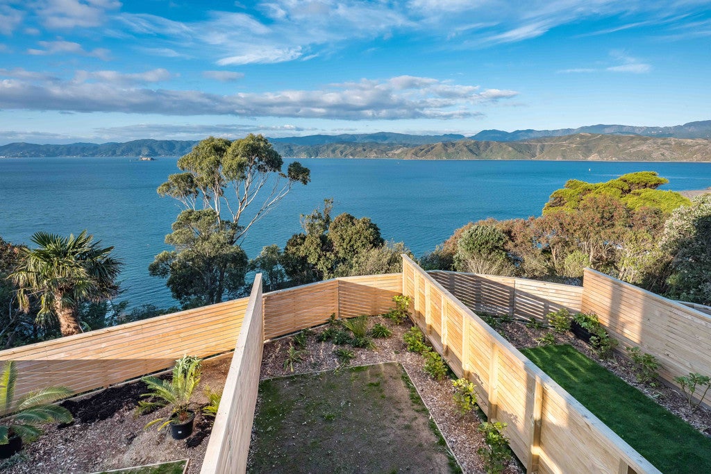 8/80 Seatoun Heights Road, Seatoun, Wellington - Carousel 2