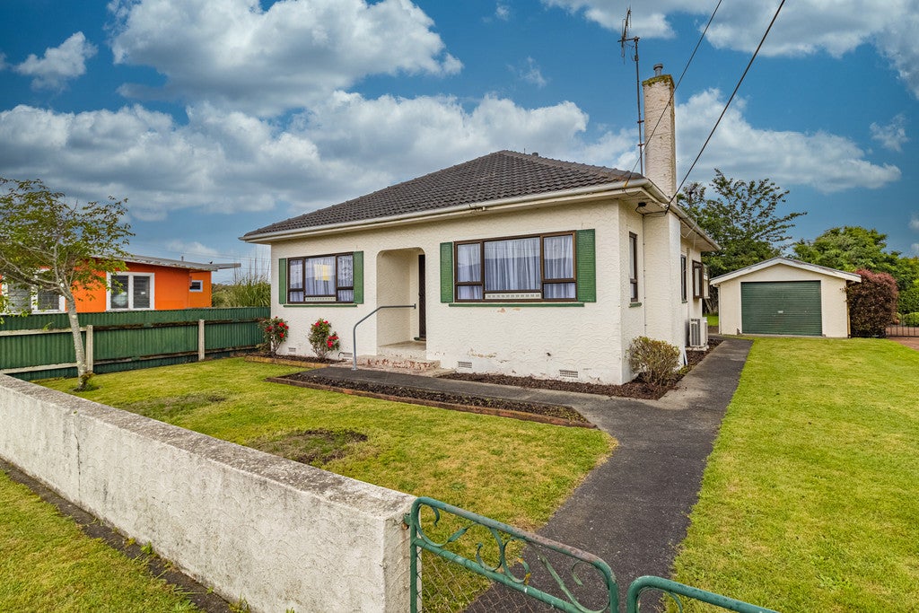 7 George Street, Aramoho, Whanganui - Carousel 1