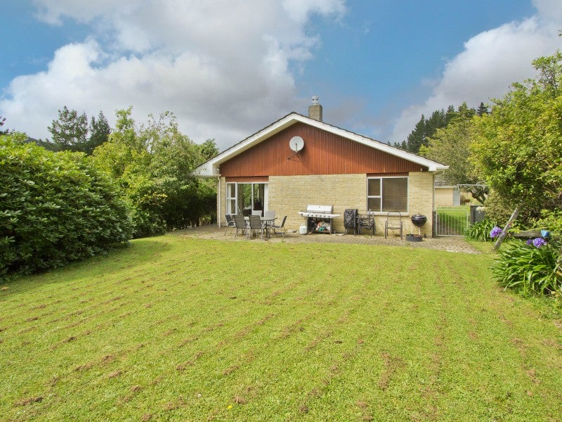 89 Crowther Road, Wainuiomata, Lower Hutt - Carousel 20