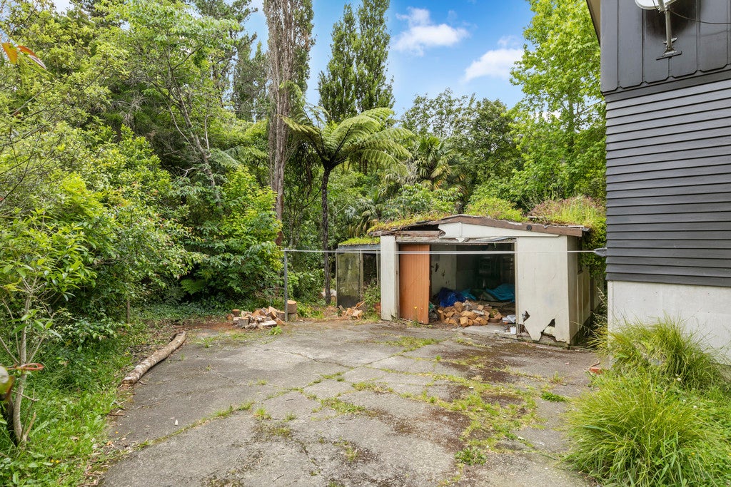 21 Jocelyn Crescent, Pinehaven, Upper Hutt - Carousel 15