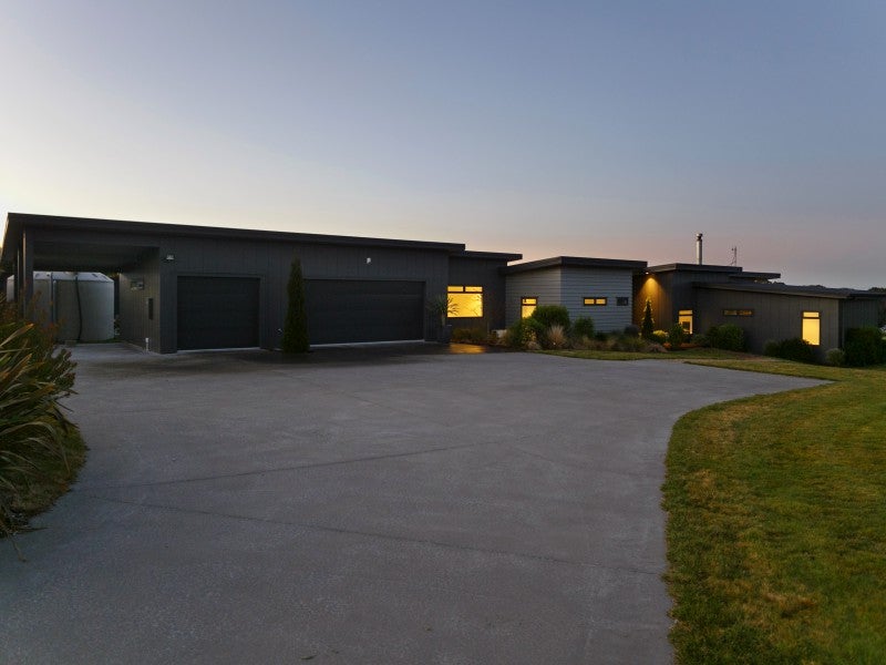 55 Lomond Grove, Acacia Bay, Taupo - Carousel 1