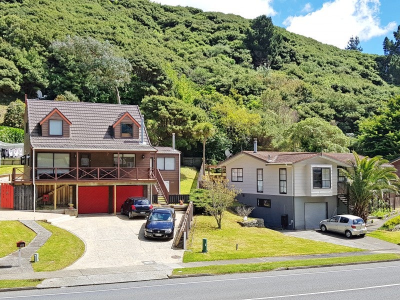 17B Postgate Drive, Whitby, Porirua - Carousel 22