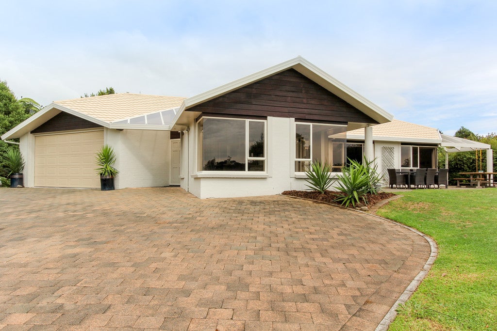 38 Fernleigh Street, Ferndale, New Plymouth - Carousel 1