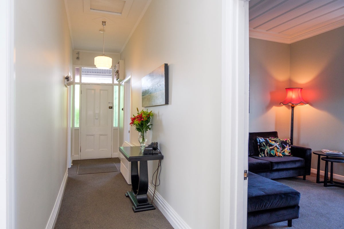 6 Peel Street, Mornington, Dunedin - Carousel 2