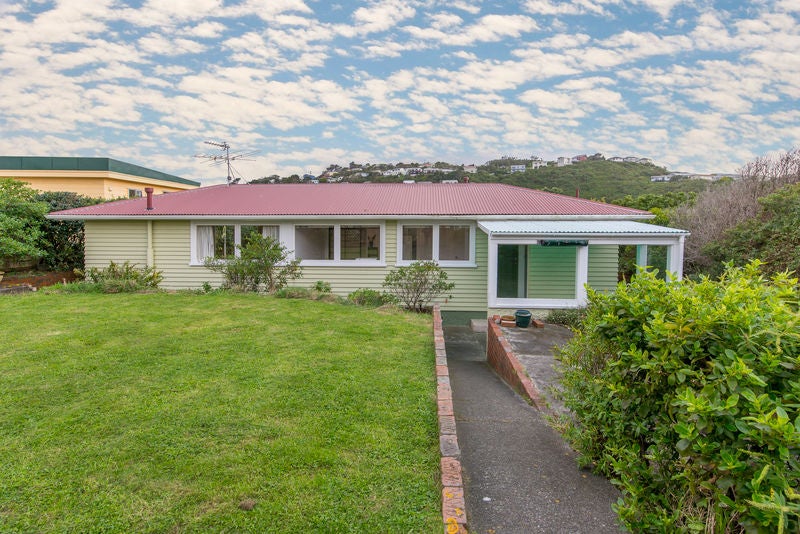 49 Dominion Park Street, Johnsonville, Wellington - Carousel 2