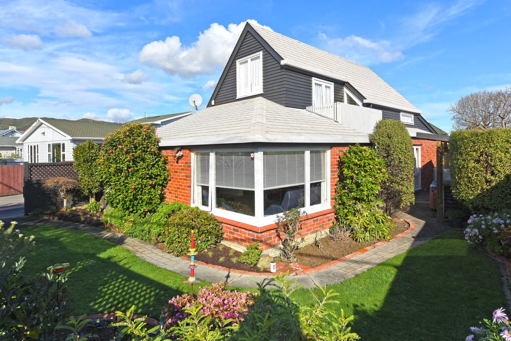 48 Pretoria Street, Hutt Central, Lower Hutt - Carousel 1
