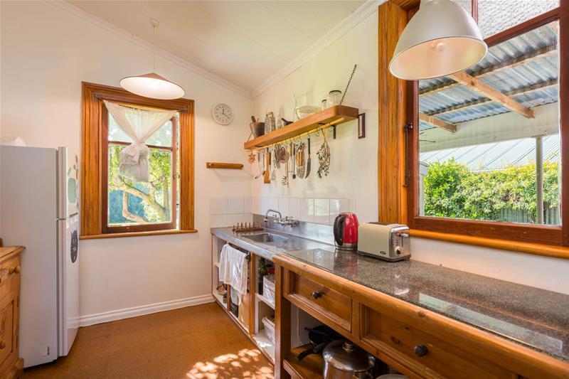 32 Lane Street, Islington, Blenheim - Carousel 2