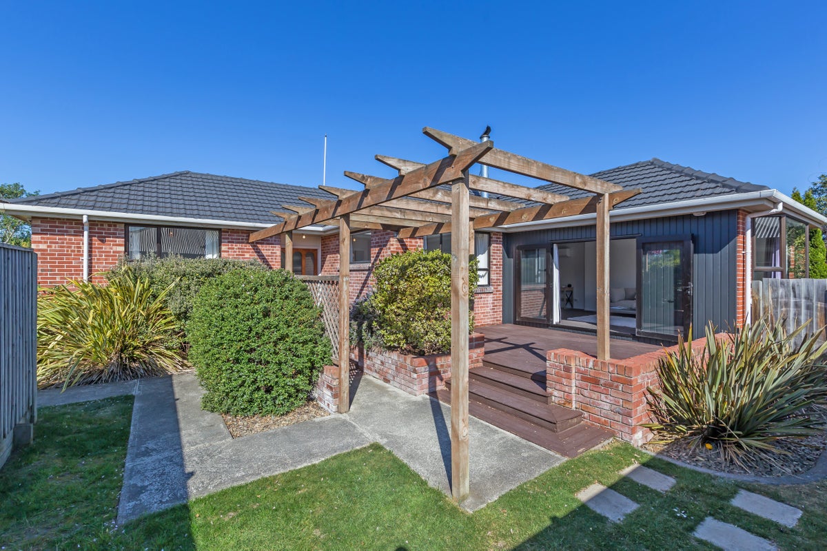 78 Daniels Road, Redwood, Christchurch - Carousel 2