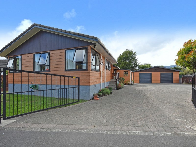 36 Riverbank Street, Ebdentown, Upper Hutt - Carousel 1