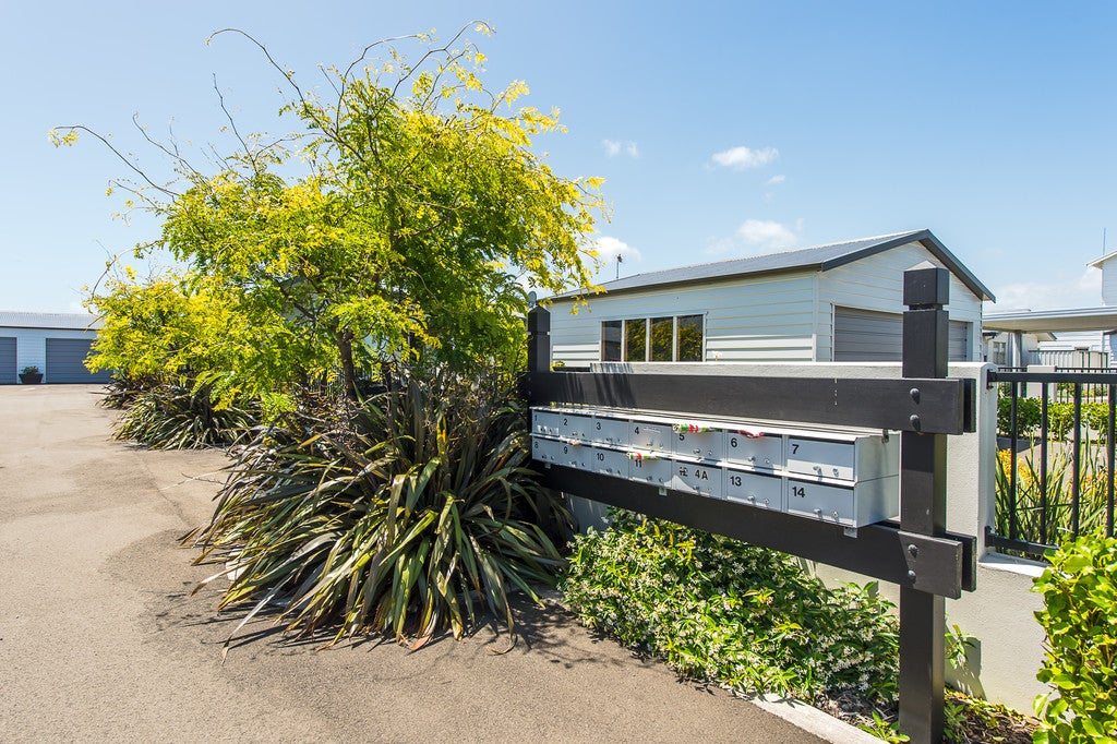 13/38 Alma RD, Gonville, Whanganui - Carousel 1