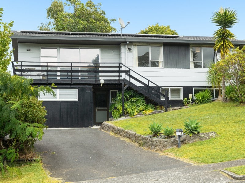 6 Birmingham Street, Judea, Tauranga - Carousel 1