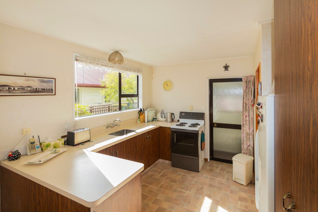 439A Thames Highway, Oamaru North, Oamaru - Carousel 2