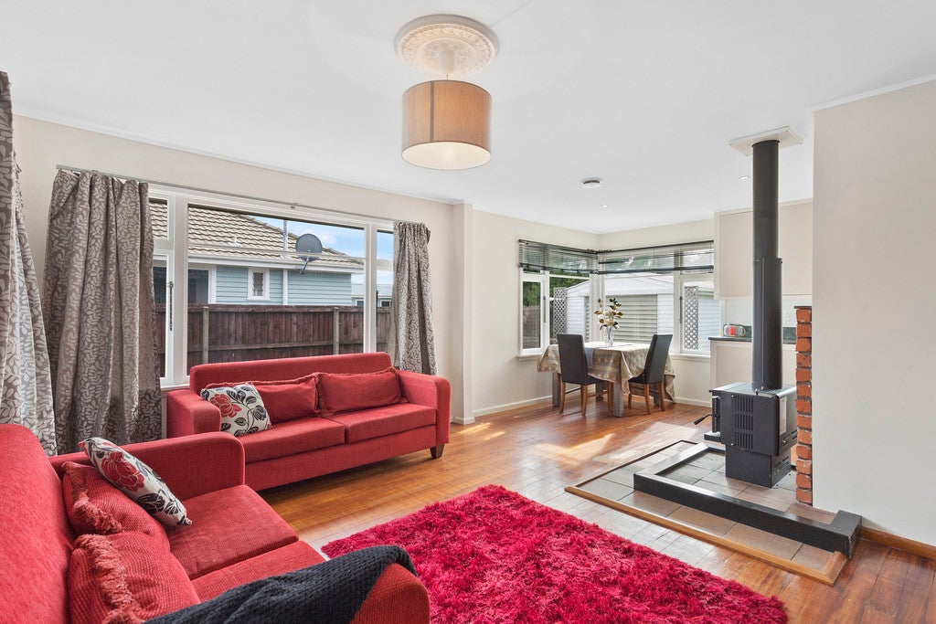 4 Logie Place, Bromley, Christchurch - Carousel 2
