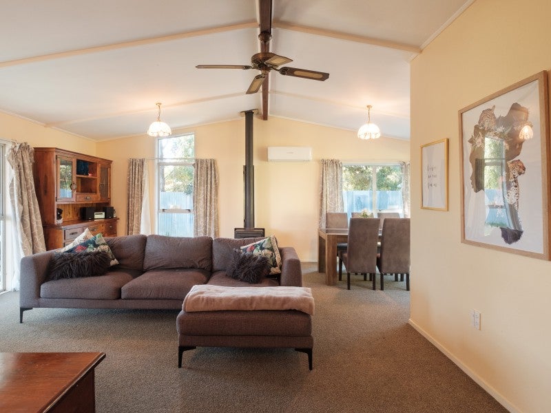 49 Lawrence Place, Outer Kaiti, Gisborne - Carousel 2