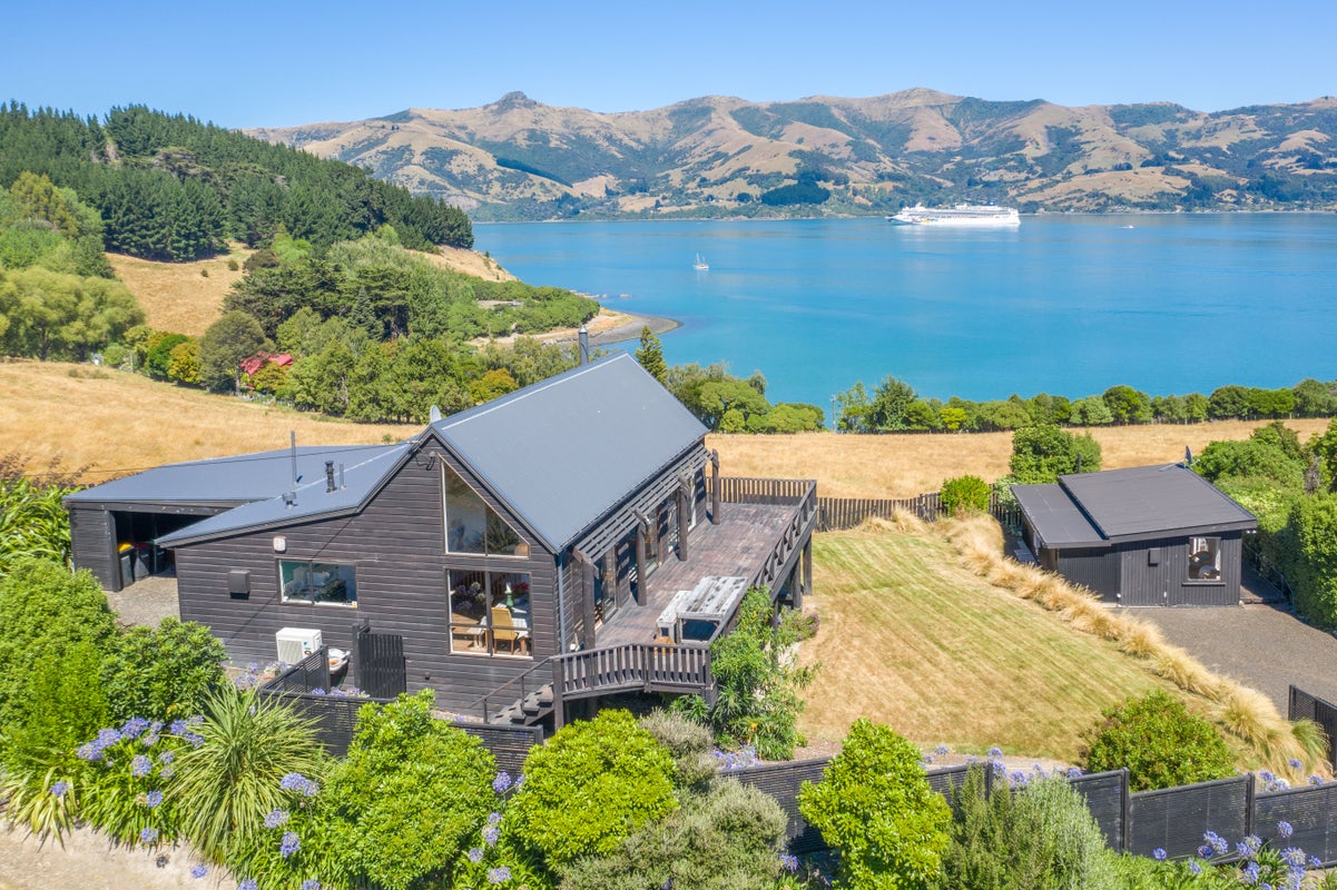 10 Stanley Place, Akaroa, Akaroa - Carousel 1