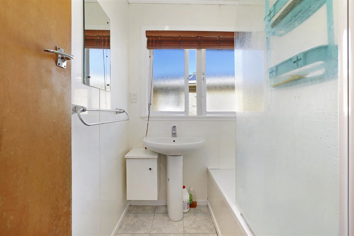 10 Beech Crescent, Hillcrest, Hamilton - Carousel 6