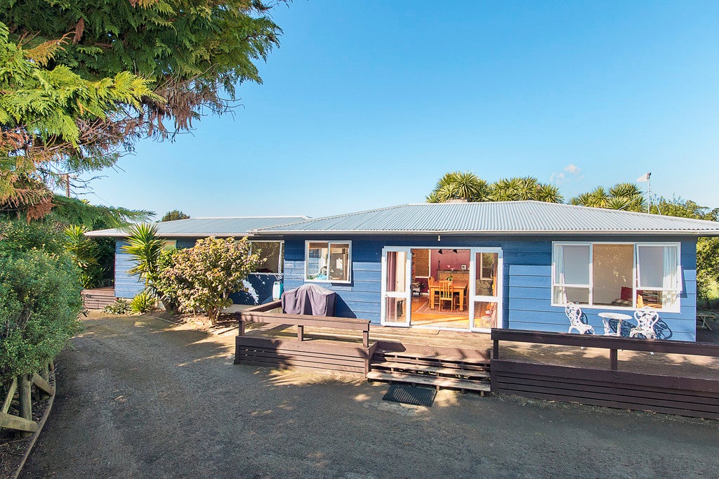8 SECOND AVEnue, Glenbrook - Carousel 1