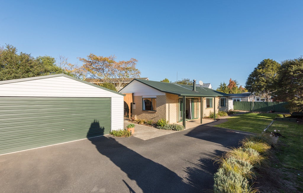 8 Somerville Lane, Brightwater - Carousel 2